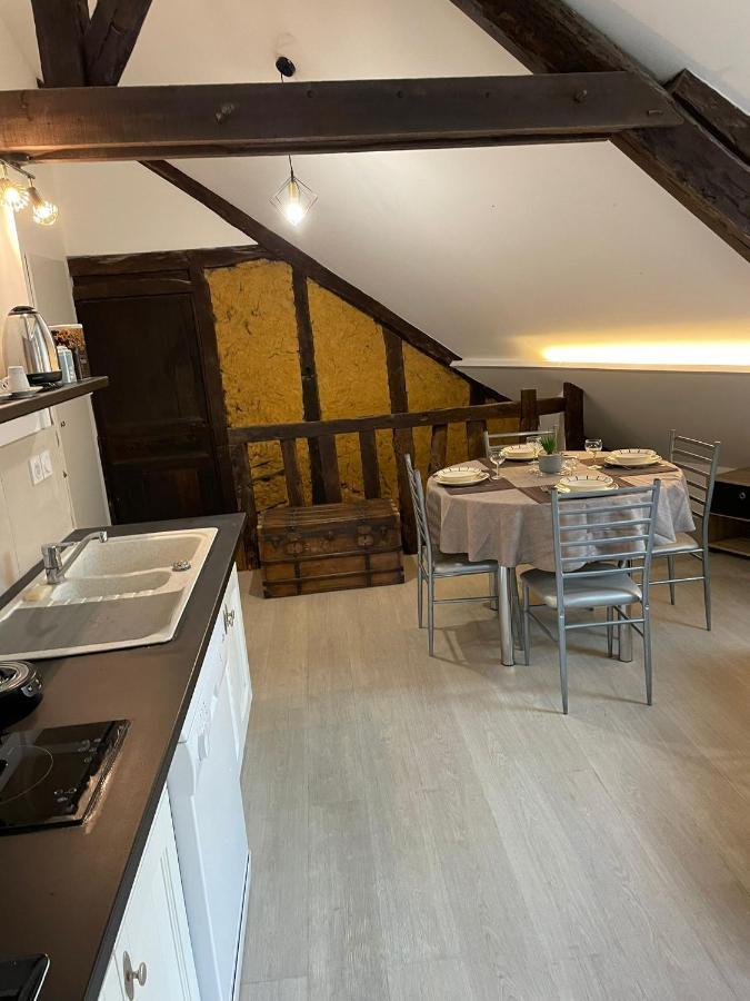 Appartement* Authentique Meuble Sarlat Coeur Ville Exterior photo